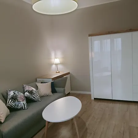 Διαμέρισμα Z Widokiem, Wygodny Z Sypialnia, Kuchnia I Salonem, 47m2, Bezplatny Garaz Βρότσλαβ