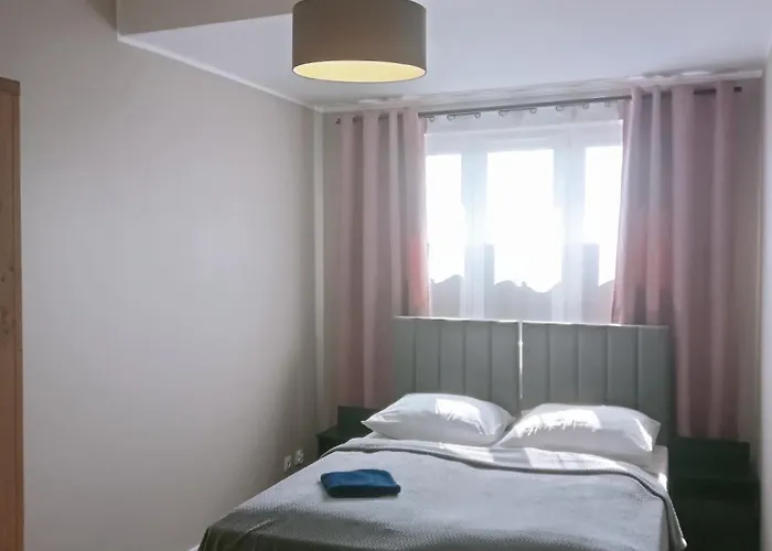 Z Widokiem, Wygodny Z Sypialnia, Kuchnia I Salonem, 47m2, Bezplatny Garaz Βρότσλαβ